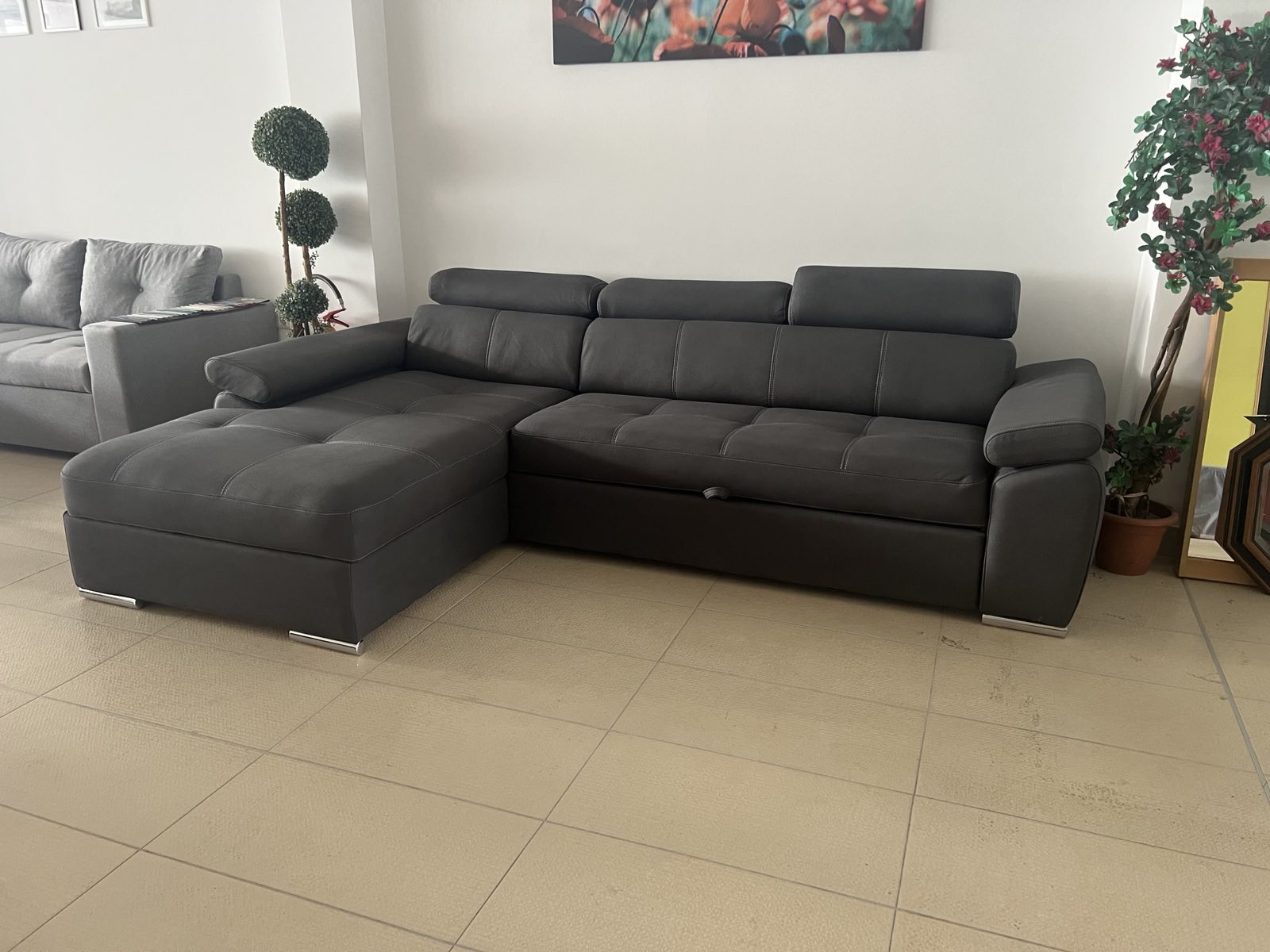 Ugaona Castelano 275 sa 175, sistem za spavanje, prostor za odlaganje